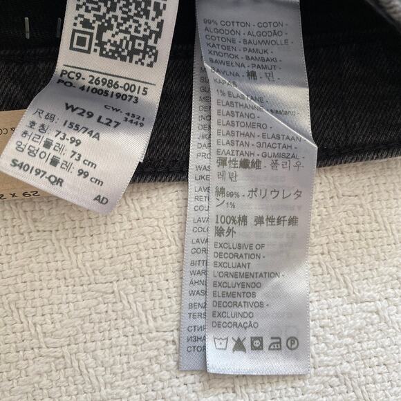 NWT Levi's High-Waisted Mom Jeans Washed Black Tapered Leg Vintage Fit W29 L27 - Picture 12 of 12